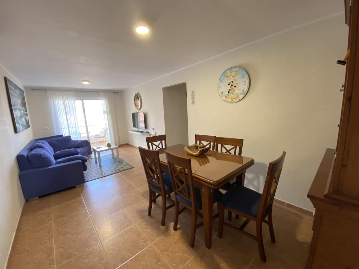 d142b1f3-227e-4d44-ae78-8ff8bae3f9d3.jpg